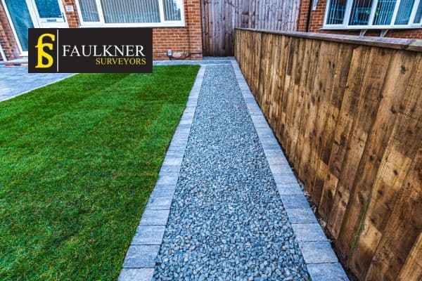 Can my Neighbour attach a fence to my wall? 3 Property Boundaries and the Basics of Land Boundaries Stratford-upon-Avon