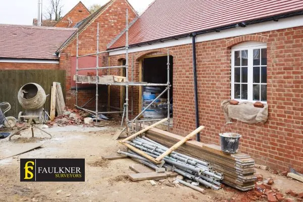 What is the minimum distance between 2 houses? 2 Distance Between Two Houses : Party Wall Surveyors Stratford-upon-Avon